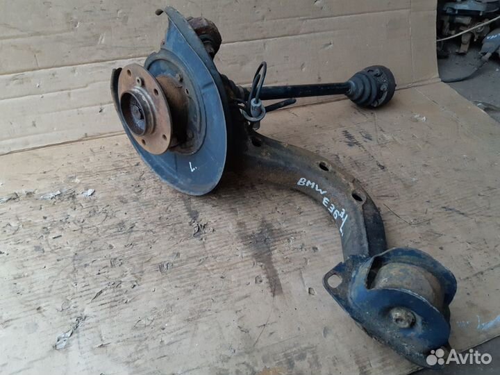 Кулак поворотный задний бмв Е36