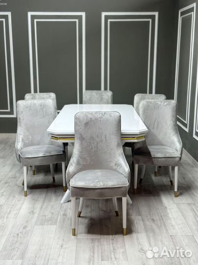 Стол и стулья в гостиную.Оплата при получении