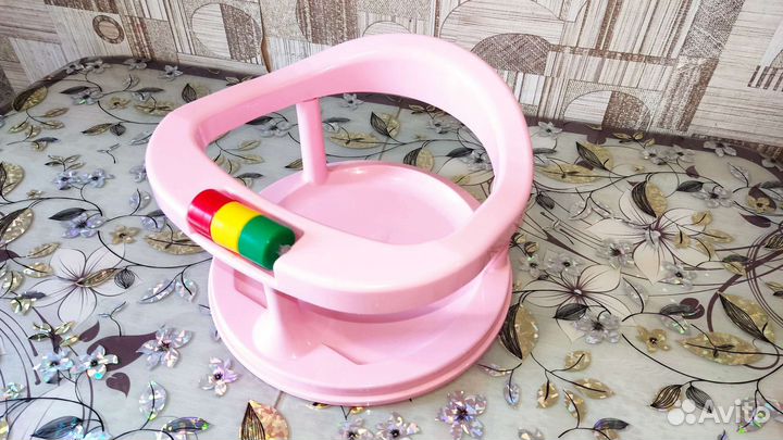 Стульчик для купания в ванной