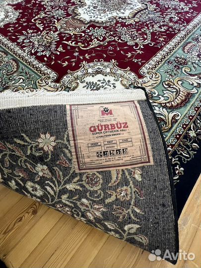 Шерстяной ковёр