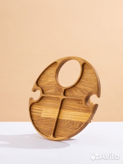 Винный столик деревянный