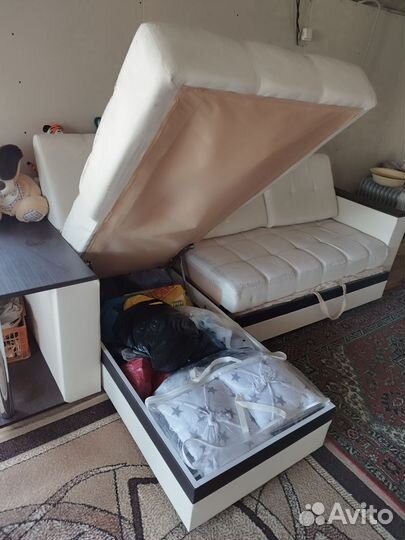 Угловой диван бу