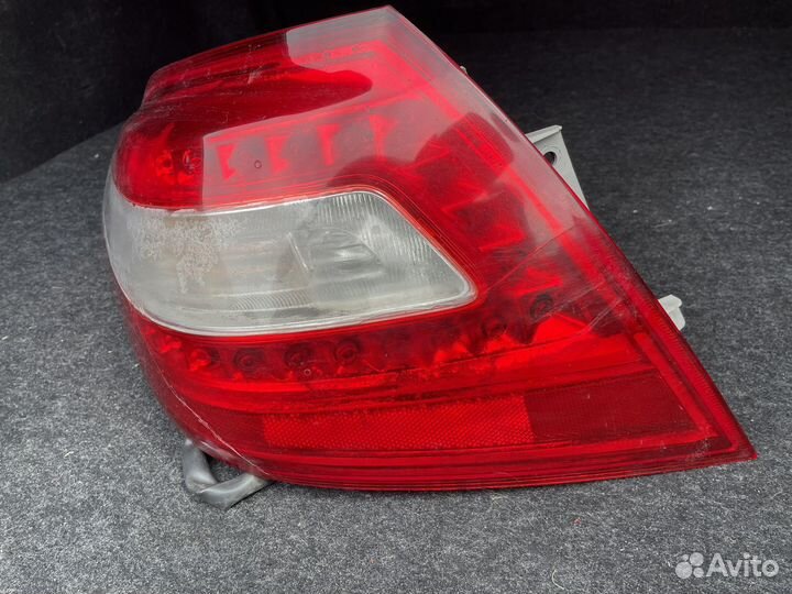 Задний левый фонарь nissan teana j32 дорест