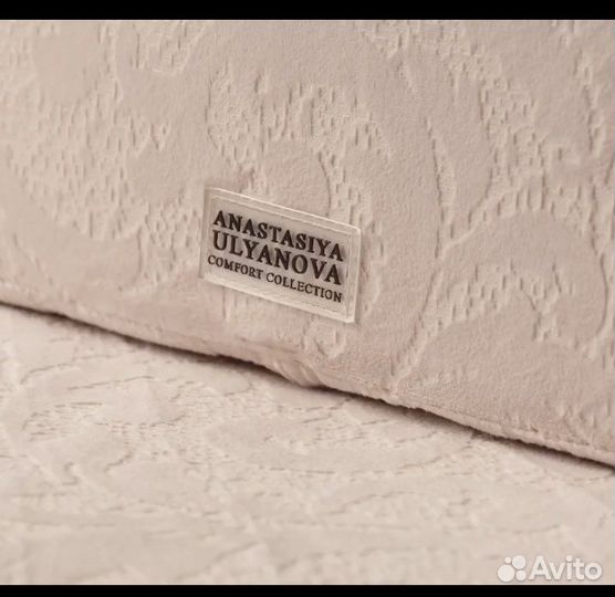 Подушка под колени для наращивания ресниц