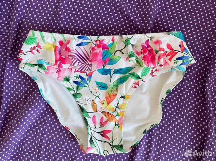 Солнцезащитный купальник, на девочку 9 лет