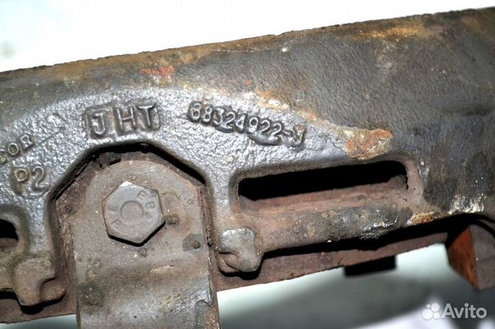 Суппорт вспомогательного моста, левый volvo FH (01