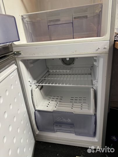 Холодильник beko