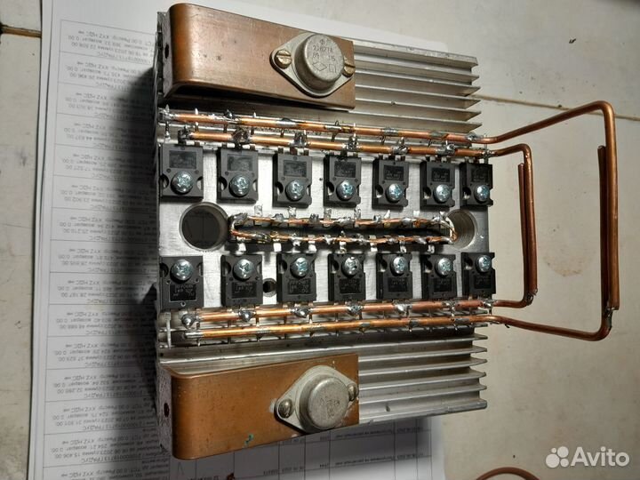 Генератор прямоугольных импульсов силовой