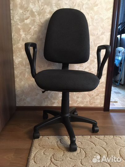 Компьютерное кресло новое Престиж