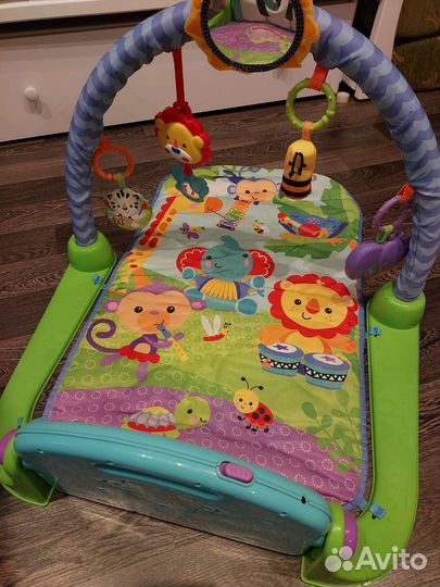 Развивающий коврик с пианино
