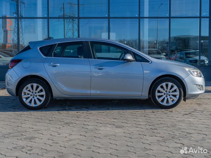 Opel Astra 1.4 AT, 2011, 176 040 км