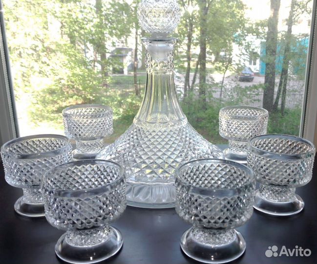 Декантер и 6 бокалов Чехословакия