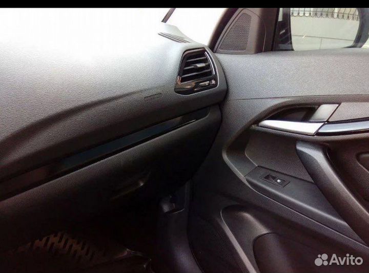 Молдинги салона LADA vesta черный лак