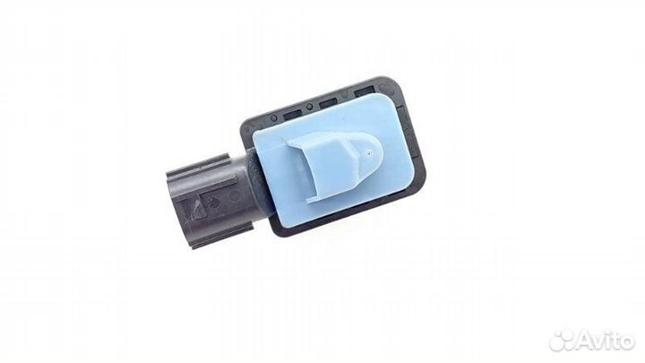 Датчик удара передний левый Toyota Rav4 XA50