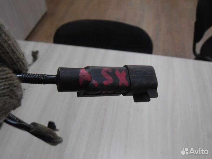 Датчик abs задний левый Mitsubishi Asx 4A92 2012