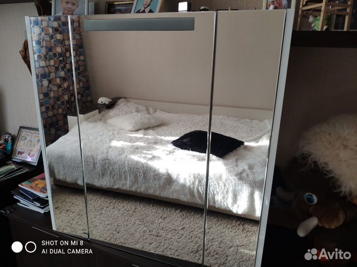 Шкаф-зеркало 3х секционный для ванной