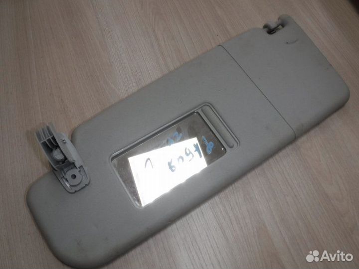 Козырек солнцезащитный левый Skoda Fabia CGP 2010