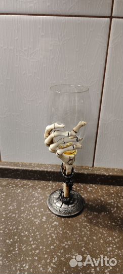 Бокал скелет