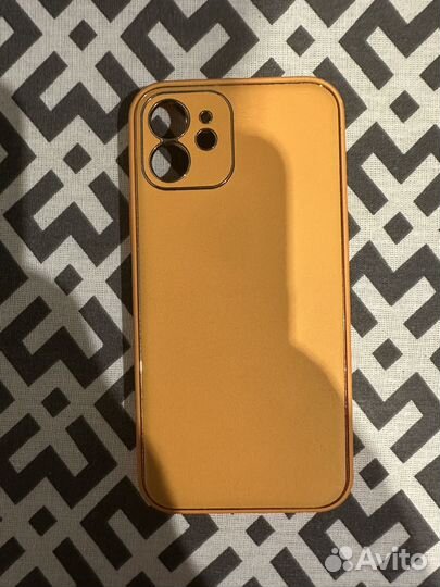 Чехол на iPhone 12