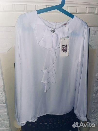 Блузка школьная 146-152 см новая