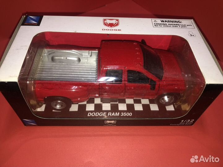 Модель автомобиля Dodge RAM 3500