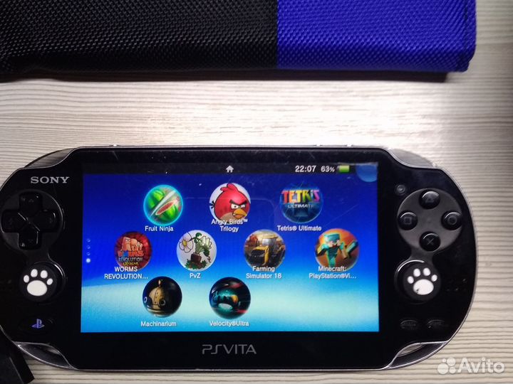 PS Vita 1006 Fat прошита,с флешкой 64 GB-35 игр