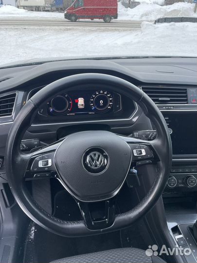 Volkswagen Tiguan Allspace 2.0 AMT, 2020, 136 000 км