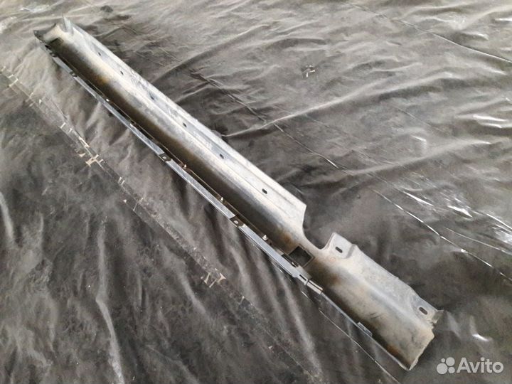 Накладка порога правая Mercedes W220 A2206980254