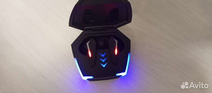 Наушники m10