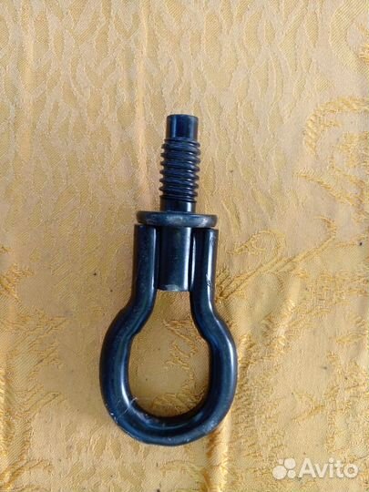 Крюк буксировочный Ford Focus 2