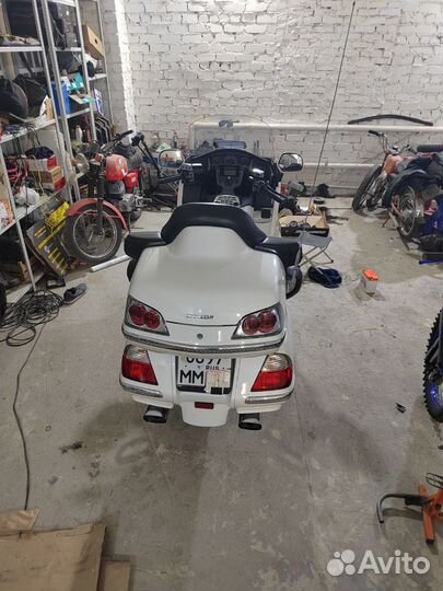 Продаётся мотоцикл Honda GL 1800A