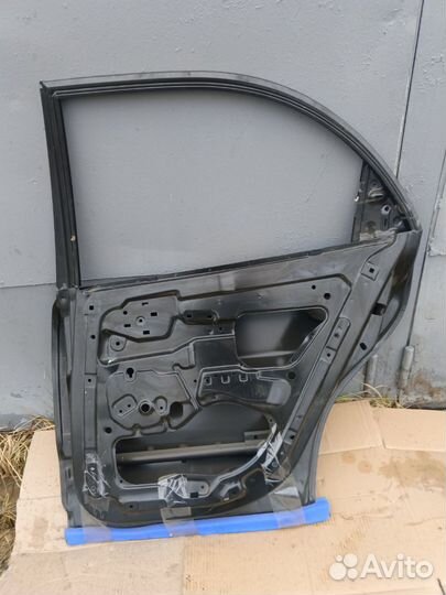 Дверь задняя правая Daewoo Nubira J150