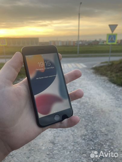 iPhone 7 128gb идеал