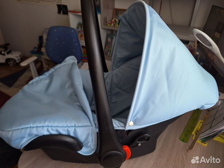 Детская автолюлька