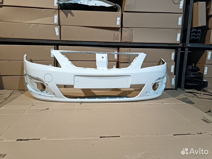 Бампер передний Лада Ларгус цвет белый