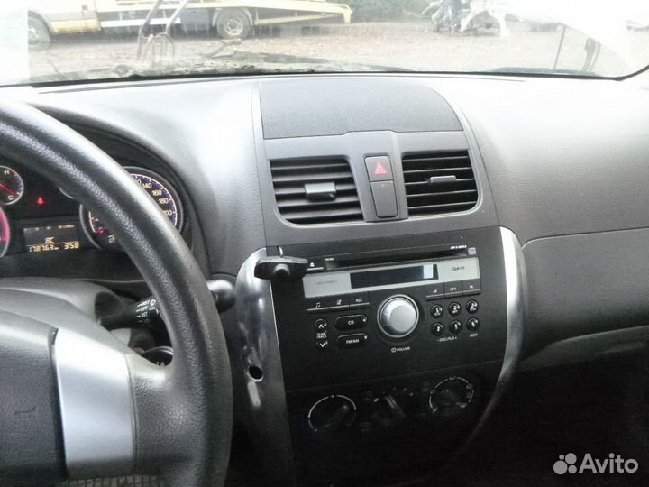 Лючок бака suzuki SX4 YA11S 2009