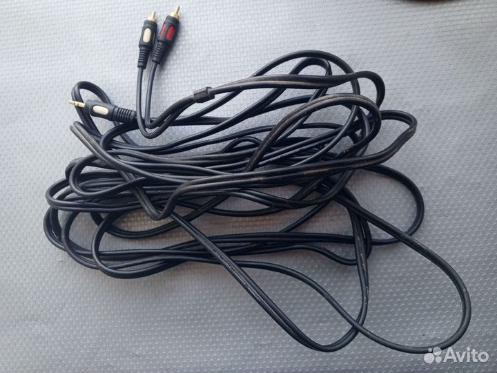 Аудио кабель 3.5 mm jack- RCA