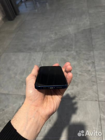 iPhone 12, 64 ГБ