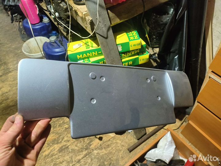 Рамка под передний квадратный гос номер ауди а6с4