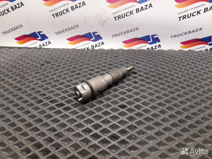 Форсунка топливная механическая Mercedes-Benz Axor
