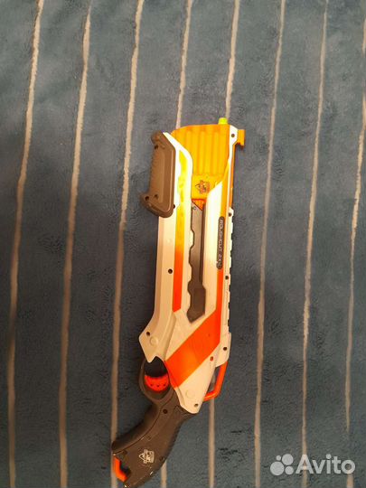 Бластер нерф