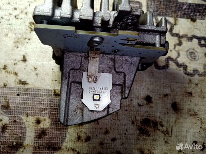 Галоген светодиод правый для BMW 3-series