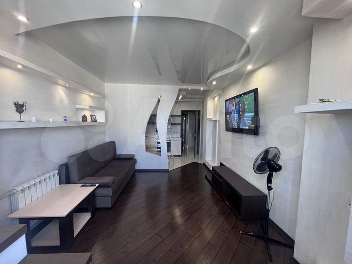 2-к. квартира, 60 м², 10/16 эт.