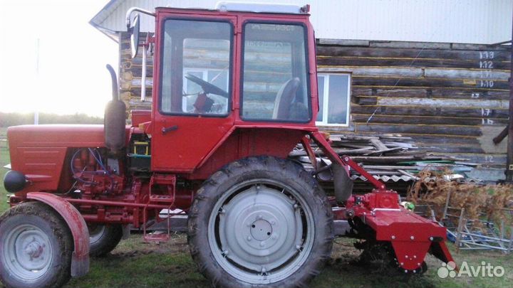 Вспашка земли огорода фрезой