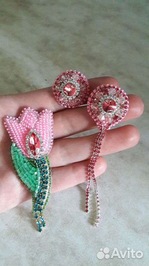 Серьги и брошь, резинки, брелки ручная работа