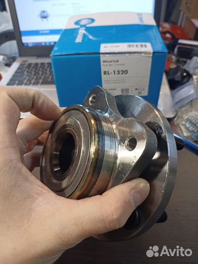 Ступица передняя Chrysler Voyager, Dodge Caravan