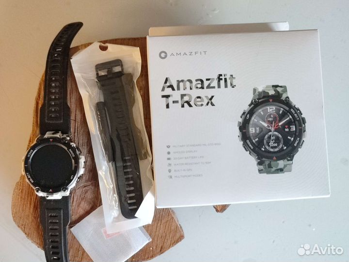Умные часы Amazfit T-Rex