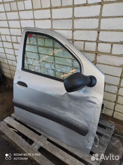 Дверь передняя правая LADA largus под ремонт
