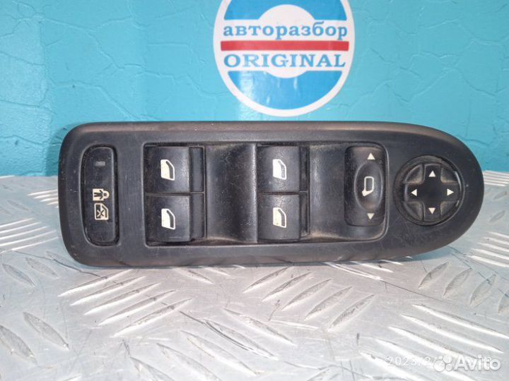 Блок комфорта Peugeot 308 1.6 EP6