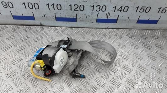 Ремень безопасности с пиропатроном сиденья передне